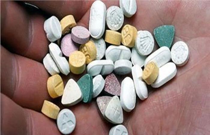 أخبار الحوادث : النيابة تطلب التحريات عن ديلر الأقراص المخدرة بالجيزة