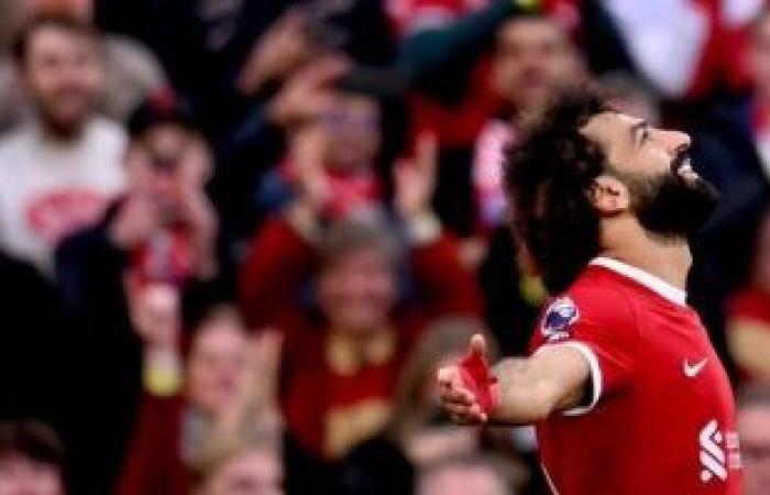 رياضة عالمية : محمد صلاح يقود هجوم ليفربول ضد بورنموث فى كأس رابطة المحترفين