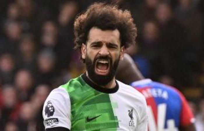 رياضة عالمية : محمد صلاح يسجل هدفه الـ200 ويقود ليفربول لصدارة الدوري الإنجليزي