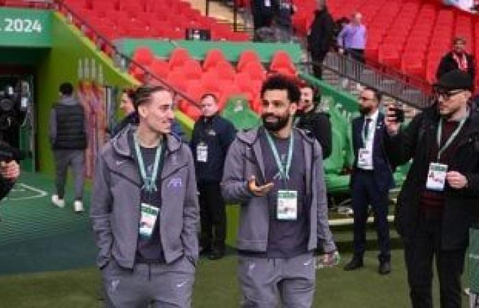 رياضة عالمية : محمد صلاح يدعم ليفربول أمام تشيلسى فى نهائى كأس رابطة المحترفين.. فيديو