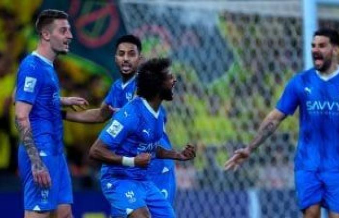 رياضة عالمية : الهلال يضرب الاتحاد بثنائية جديدة ويتأهل لنصف نهائى دورى أبطال أسيا..فيديو