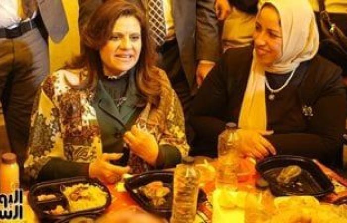 تقارير مصرية : وزيرة الهجرة من حفل "إفطار المطرية": مصر علمت العالم المحبة والتسامح