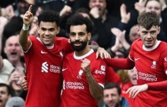 رياضة عالمية : ليفربول يتسلح بـ محمد صلاح أمام شيفيلد يونايتد فى صراع الدوري الإنجليزي