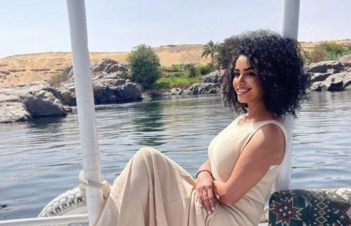 «الحب والكوميديا».. نانسي صلاح في أحدث ظهور برفقة أشرف عبد الباقي وهنيدي | صورة