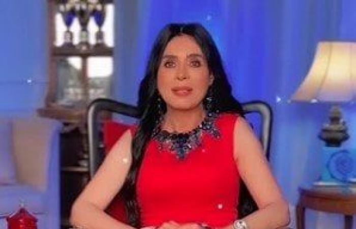 «رشاقة وشباب دائم».. دينا تتصدر التريند بسبب الصيام المتقطع | تفاصيل