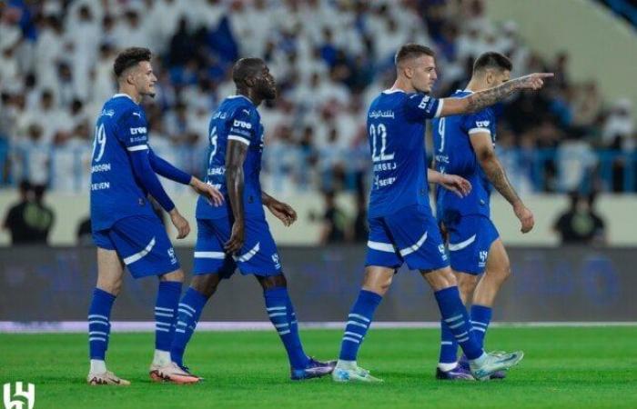 خيسوس يعلن تشكيل الهلال ضد الرياض في الدوري السعودي