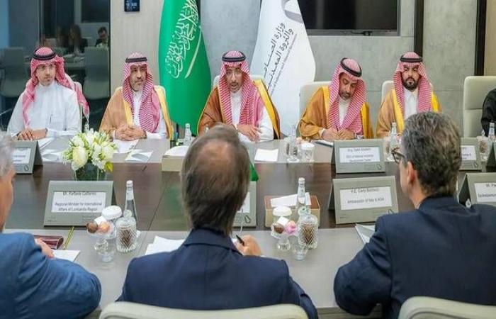 إقتصاد : السعودية وإيطاليا تبحثان فرص التعاون في مجالات الابتكار الصناعي