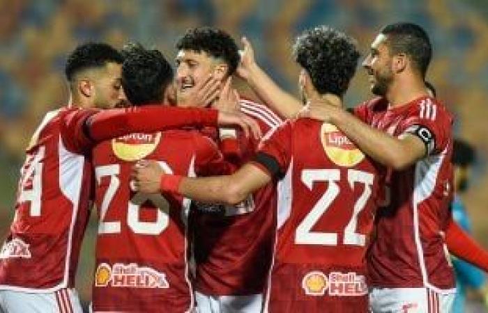 أخبار الرياضة : شاهد بداية استعداد الأهلى لمواجهة الزمالك فى نهائى كأس مصر