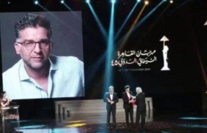 مهرجان القاهرة السينمائي يكرم المخرج البوسني دانيس تانوفيتش