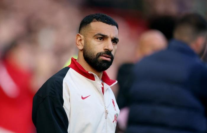 رياضة : محمد صلاح يرشح ليفربول للفوز بكل ألقاب الموسم